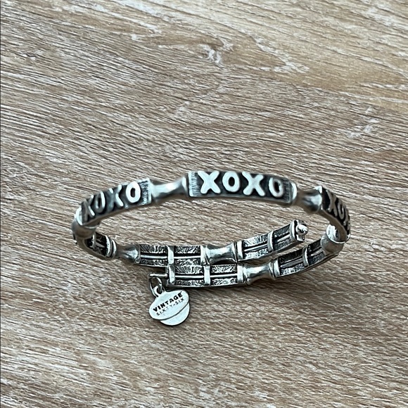 Alex and Ani Jewelry - Alex and Ani Silver XOXO Bracelet
